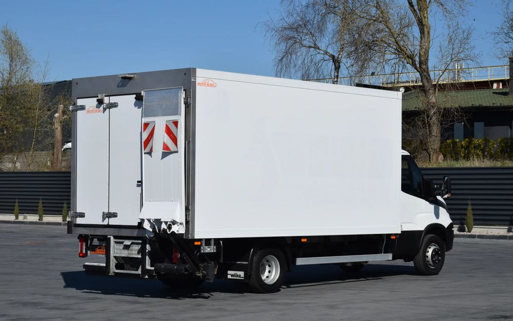 Iveco DAILY 70C18 / 3.0 - 180 KM / AUTOMAT HI-MATIC / 3 OSOBY / CHŁODNIA - MROŹNIA 4,55 M / AGREGAD FRIGOBLOCK / WINDA SORENSEN / KLIMA / TEMPOMAT / KAMERA COFANIA / REGULOWANE ZAWIESZENIE / SERWISOWA - 冷藏车:图5 Iveco DAILY 70C18 / 3.0 - 180 KM / AUTOMAT HI-MATIC / 3 OSOBY / CHŁODNIA - MROŹNIA 4,55 M / AGREGAD FRIGOBLOCK / WINDA SORENSEN / KLIMA / TEMPOMAT / KAMERA COFANIA / REGULOWANE ZAWIESZENIE / SERWISOWA - 冷藏车:图5