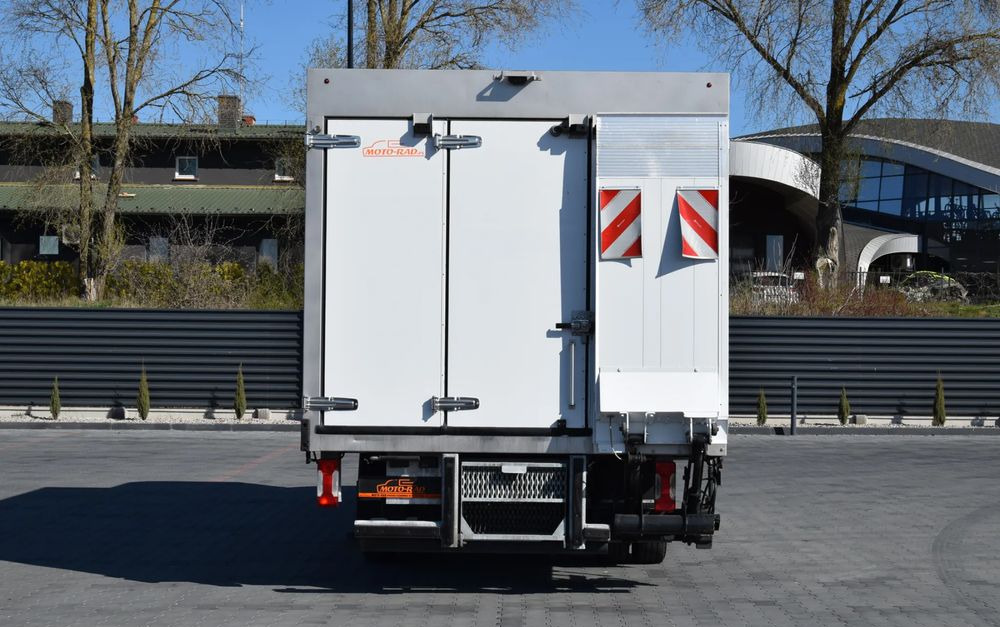 冷藏车 Iveco DAILY 70C18 / 3.0 - 180 KM / AUTOMAT HI-MATIC / 3 OSOBY / CHŁODNIA - MROŹNIA 4,55 M / AGREGAD FRIGOBLOCK / WINDA SORENSEN / KLIMA / TEMPOMAT / KAMERA COFANIA / REGULOWANE ZAWIESZENIE / SERWISOWA:图6 冷藏车 Iveco DAILY 70C18 / 3.0 - 180 KM / AUTOMAT HI-MATIC / 3 OSOBY / CHŁODNIA - MROŹNIA 4,55 M / AGREGAD FRIGOBLOCK / WINDA SORENSEN / KLIMA / TEMPOMAT / KAMERA COFANIA / REGULOWANE ZAWIESZENIE / SERWISOWA:图6