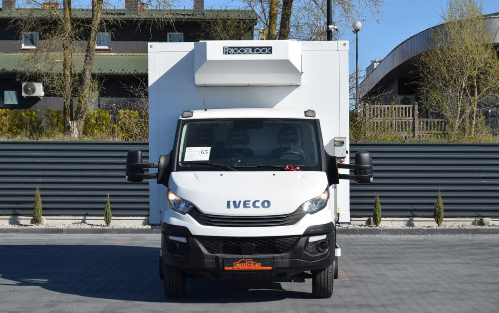 Iveco DAILY 70C18 / 3.0 - 180 KM / AUTOMAT HI-MATIC / 3 OSOBY / CHŁODNIA - MROŹNIA 4,55 M / AGREGAD FRIGOBLOCK / WINDA SORENSEN / KLIMA / TEMPOMAT / KAMERA COFANIA / REGULOWANE ZAWIESZENIE / SERWISOWA - 冷藏车:图2 Iveco DAILY 70C18 / 3.0 - 180 KM / AUTOMAT HI-MATIC / 3 OSOBY / CHŁODNIA - MROŹNIA 4,55 M / AGREGAD FRIGOBLOCK / WINDA SORENSEN / KLIMA / TEMPOMAT / KAMERA COFANIA / REGULOWANE ZAWIESZENIE / SERWISOWA - 冷藏车:图2
