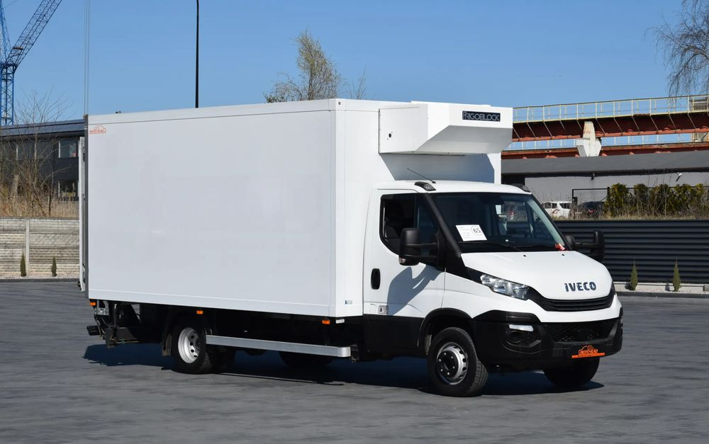 Iveco DAILY 70C18 / 3.0 - 180 KM / AUTOMAT HI-MATIC / 3 OSOBY / CHŁODNIA - MROŹNIA 4,55 M / AGREGAD FRIGOBLOCK / WINDA SORENSEN / KLIMA / TEMPOMAT / KAMERA COFANIA / REGULOWANE ZAWIESZENIE / SERWISOWA - 冷藏车:图3 Iveco DAILY 70C18 / 3.0 - 180 KM / AUTOMAT HI-MATIC / 3 OSOBY / CHŁODNIA - MROŹNIA 4,55 M / AGREGAD FRIGOBLOCK / WINDA SORENSEN / KLIMA / TEMPOMAT / KAMERA COFANIA / REGULOWANE ZAWIESZENIE / SERWISOWA - 冷藏车:图3