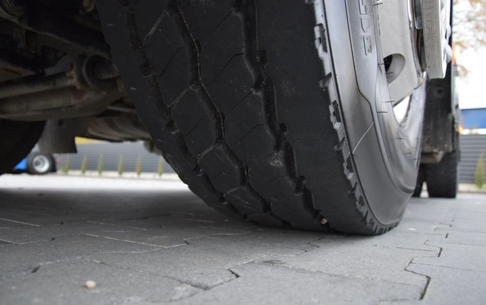 牵引车 Volvo FH500 / NISKA KABINA / HYDRAULIKA / EURO 6 / ACC / LEDY / ALUFELGI / SERWISOWANY / SPROWADZONY：图14