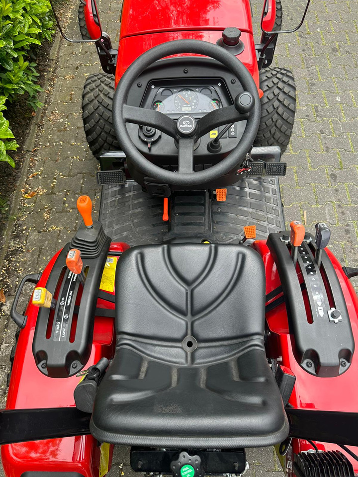 Captain - 紧凑型拖拉机:图2 Captain - 紧凑型拖拉机:图2