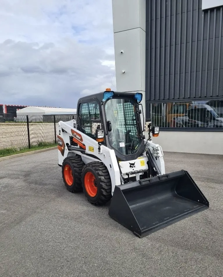 BOBCAT S450 - 滑移装载机:图2 BOBCAT S450 - 滑移装载机:图2