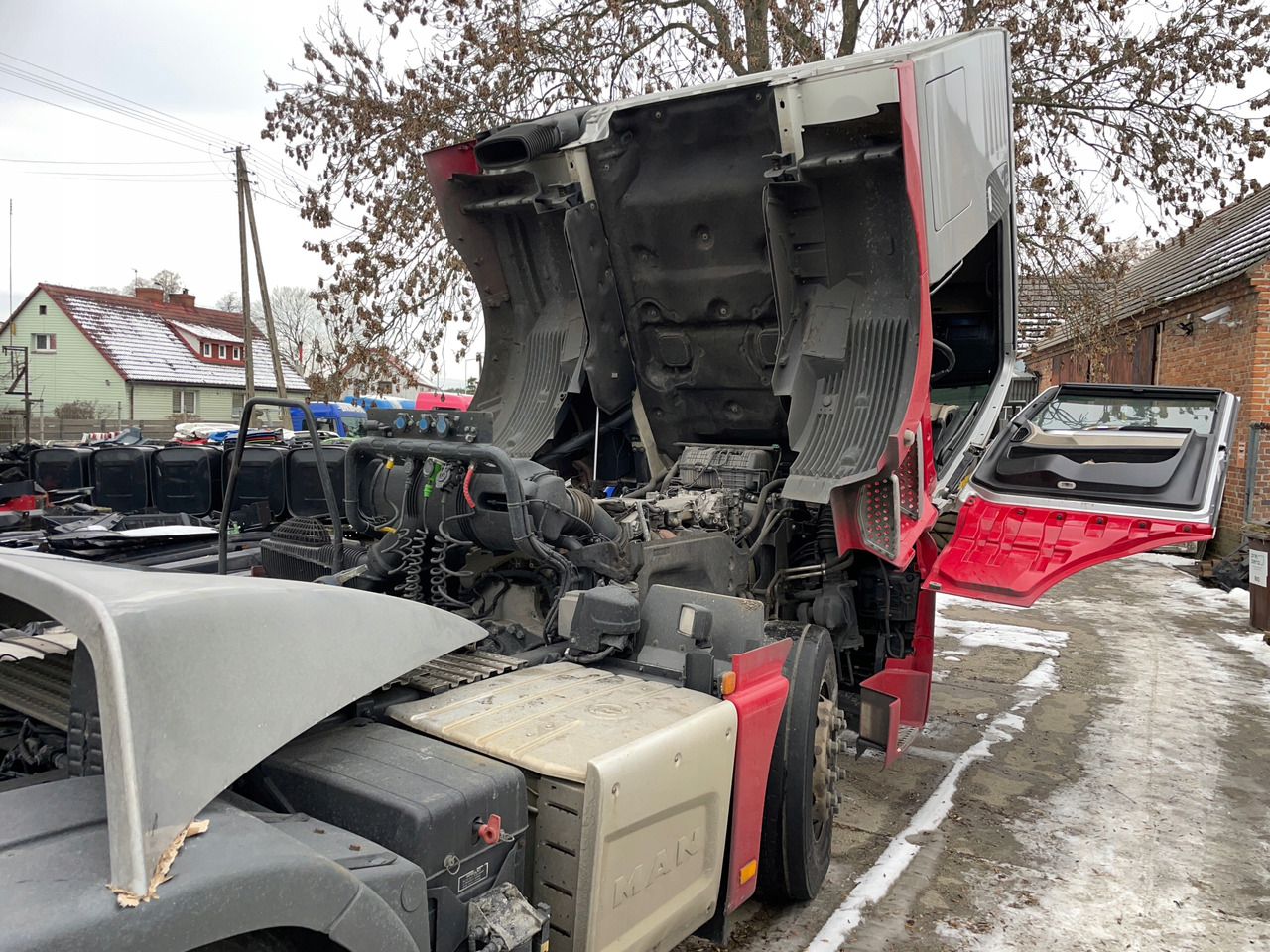 GOŁA KABINA MAN TGX XLX 2019 ROK LIFT ŚRODEK BEŻOWY EURO 6 - 驾驶室 适用于 卡车:图5 GOŁA KABINA MAN TGX XLX 2019 ROK LIFT ŚRODEK BEŻOWY EURO 6 - 驾驶室 适用于 卡车:图5