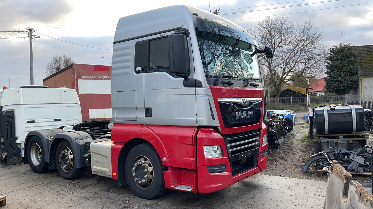 GOŁA KABINA MAN TGX XLX 2019 ROK LIFT ŚRODEK BEŻOWY EURO 6 - 驾驶室 适用于 卡车:图2 GOŁA KABINA MAN TGX XLX 2019 ROK LIFT ŚRODEK BEŻOWY EURO 6 - 驾驶室 适用于 卡车:图2