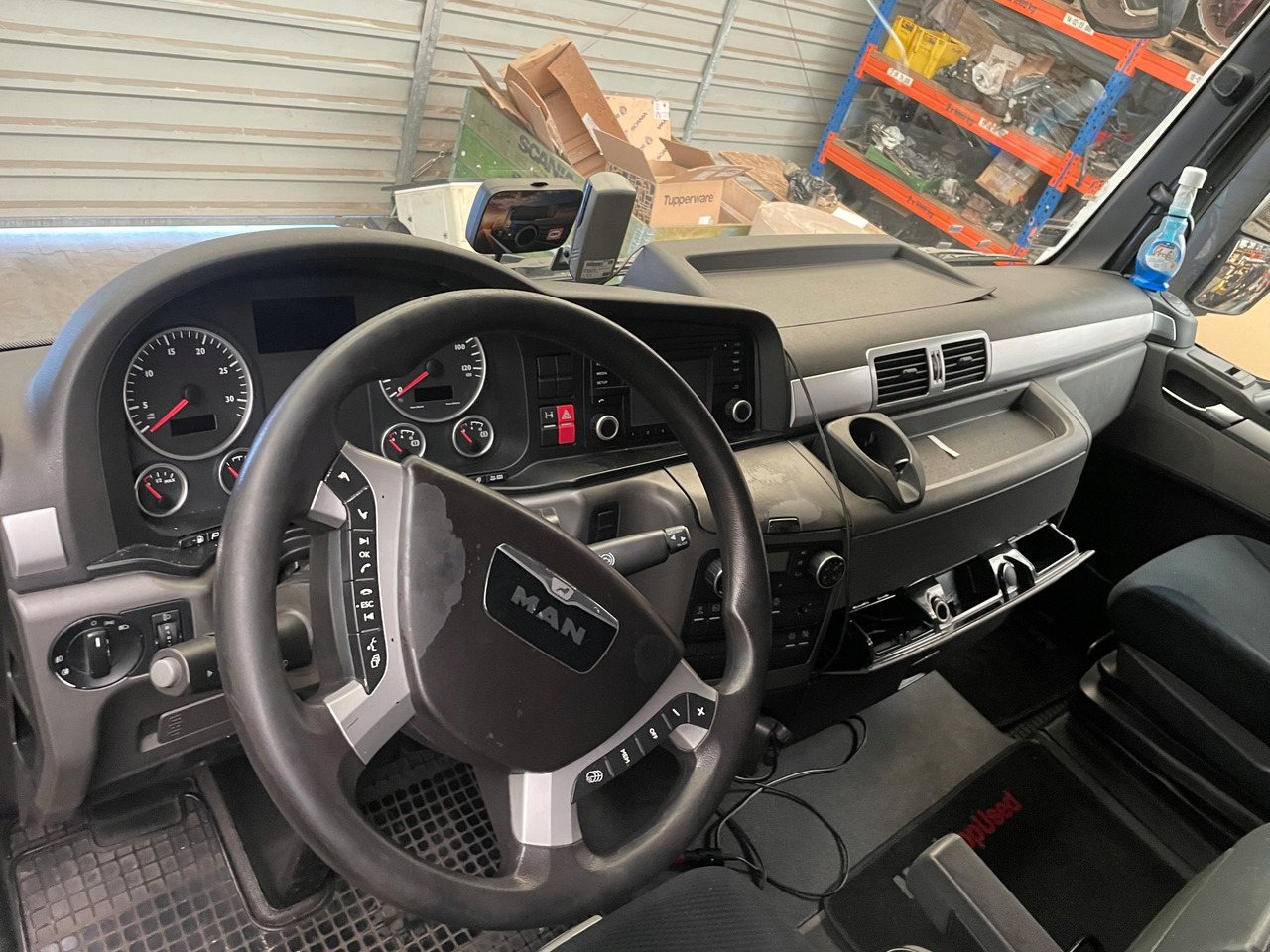 GOŁA KABINA MAN TGX XLX BIAŁA EURO 6 KOLOR RAL 9010 - 驾驶室 适用于 卡车:图4 GOŁA KABINA MAN TGX XLX BIAŁA EURO 6 KOLOR RAL 9010 - 驾驶室 适用于 卡车:图4