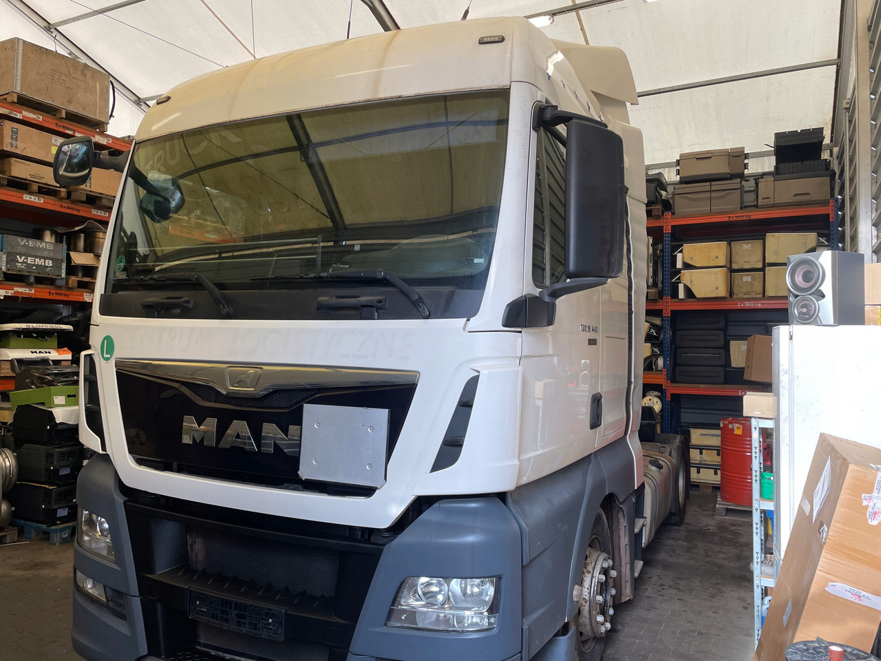KABINA MAN TGX EURO 6 XLX BIAŁA KOLOR RAL 9010 - 驾驶室 适用于 卡车:图2 KABINA MAN TGX EURO 6 XLX BIAŁA KOLOR RAL 9010 - 驾驶室 适用于 卡车:图2