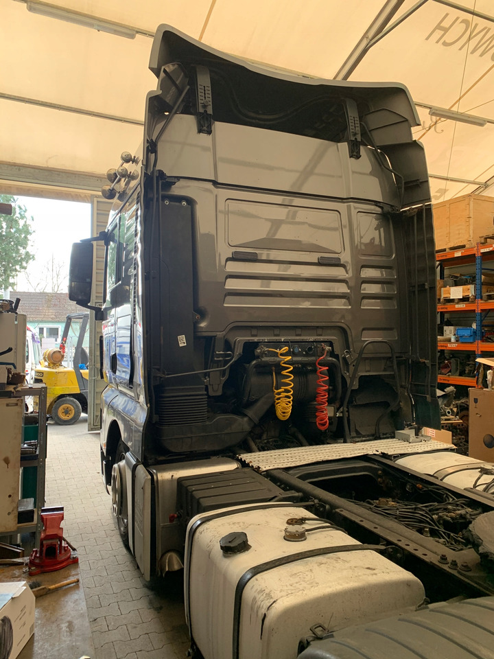 KABINA MAN TGX XLX - 驾驶室 适用于 卡车:图4 KABINA MAN TGX XLX - 驾驶室 适用于 卡车:图4