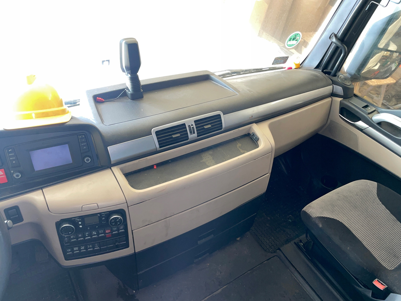 KOMPLETNA KABINA MAN TGX XXL EURO 6 LIFT - 驾驶室 适用于 卡车:图2 KOMPLETNA KABINA MAN TGX XXL EURO 6 LIFT - 驾驶室 适用于 卡车:图2