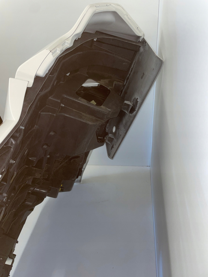 KOMPLETNY ZDERZAK MAN TG3 TGX3 TGX 3 ORYGINALNY KOLOR RAL 9010 - 保险杠 适用于 卡车:图4 KOMPLETNY ZDERZAK MAN TG3 TGX3 TGX 3 ORYGINALNY KOLOR RAL 9010 - 保险杠 适用于 卡车:图4