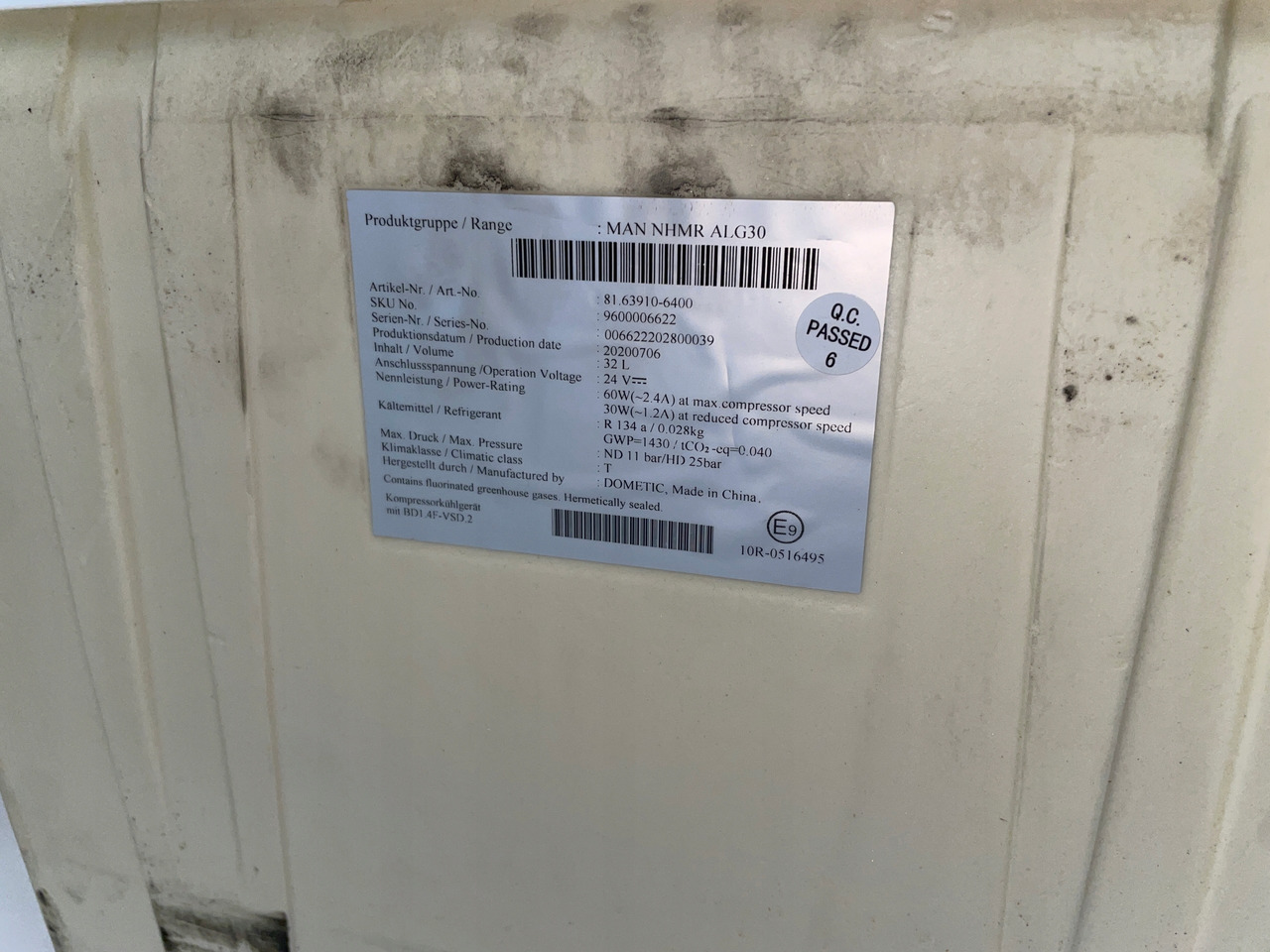 LODÓWKA CHŁODZIARKA MAN TGS TGL TGM 3 TGS3 EURO 6 81639106400 - 驾驶室和内部 适用于 卡车:图4 LODÓWKA CHŁODZIARKA MAN TGS TGL TGM 3 TGS3 EURO 6 81639106400 - 驾驶室和内部 适用于 卡车:图4