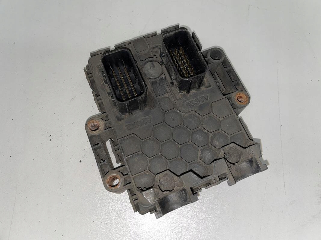 MERCEDES ACTROS MP4 MODUŁ STEROWNIK PODUSZEK CLCS - ECU 适用于 卡车:图3 MERCEDES ACTROS MP4 MODUŁ STEROWNIK PODUSZEK CLCS - ECU 适用于 卡车:图3