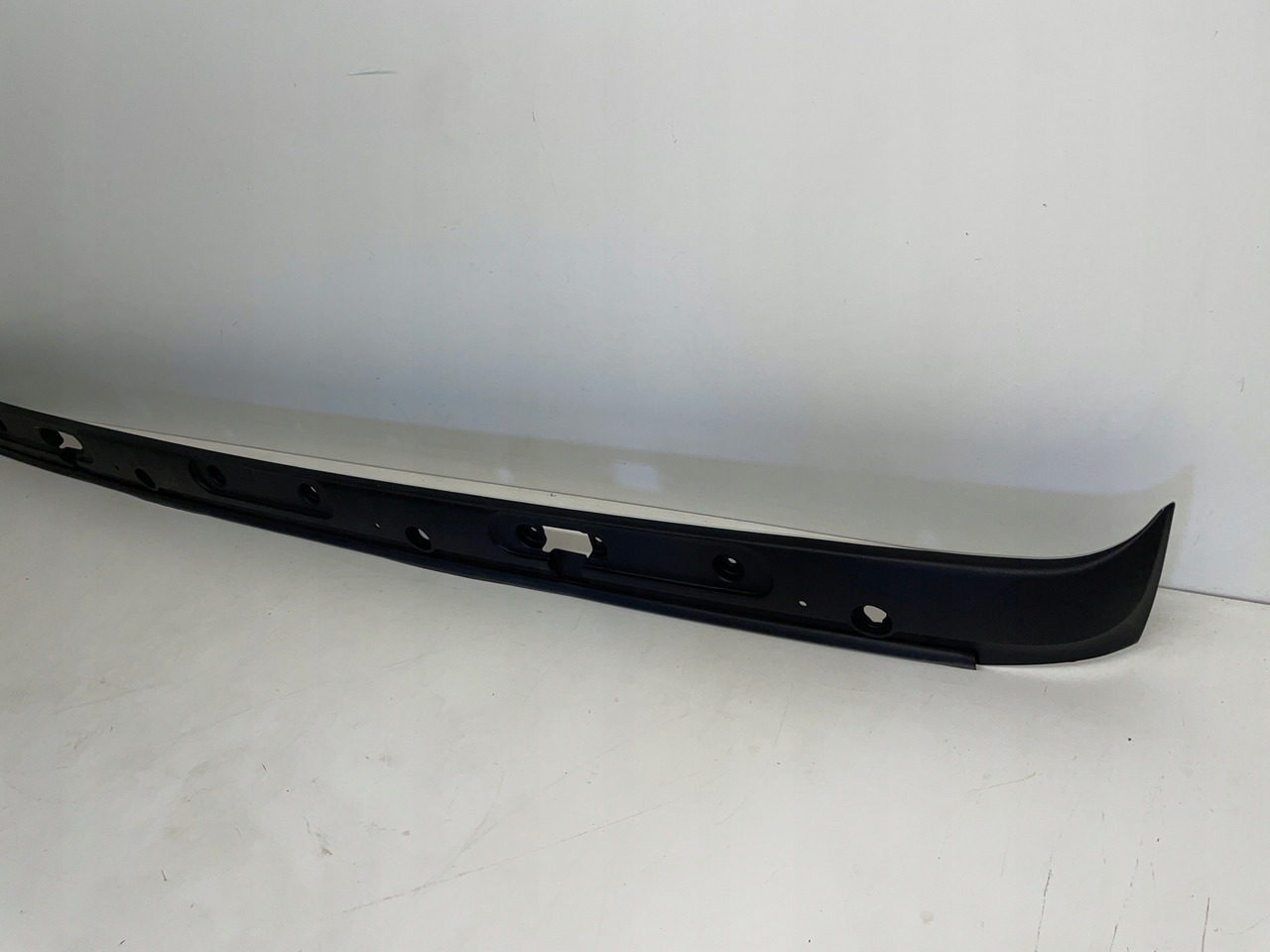 PODSZYBIE OSŁONA MASKOWNICA DAF 105 XF DAF 1665944 - 挡风玻璃 适用于 卡车:图3 PODSZYBIE OSŁONA MASKOWNICA DAF 105 XF DAF 1665944 - 挡风玻璃 适用于 卡车:图3