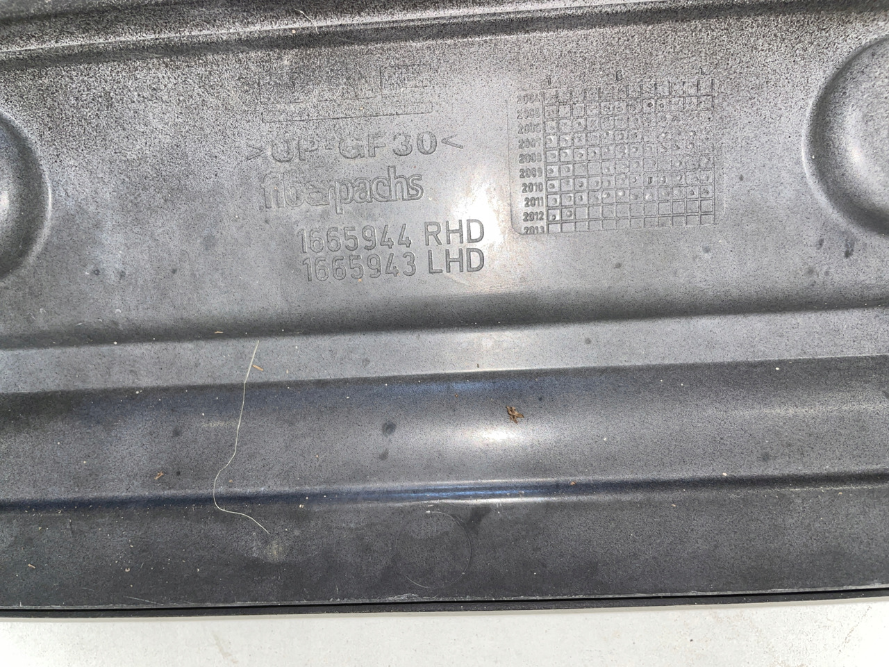 PODSZYBIE OSŁONA MASKOWNICA DAF 105 XF DAF 1665944 - 挡风玻璃 适用于 卡车:图5 PODSZYBIE OSŁONA MASKOWNICA DAF 105 XF DAF 1665944 - 挡风玻璃 适用于 卡车:图5