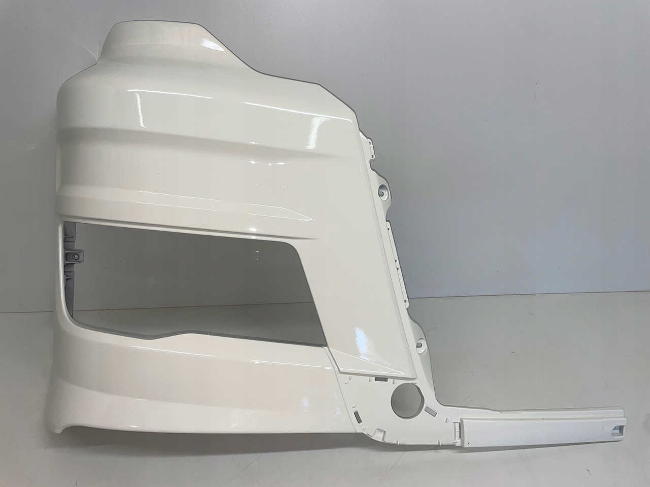 PRAWA OSŁONA ZDERZAKA ZDERZAK OKULAR MAN TGX3 TG3 TGX 3 81416142280 - 保险杠 适用于 卡车:图1 PRAWA OSŁONA ZDERZAKA ZDERZAK OKULAR MAN TGX3 TG3 TGX 3 81416142280 - 保险杠 适用于 卡车:图1