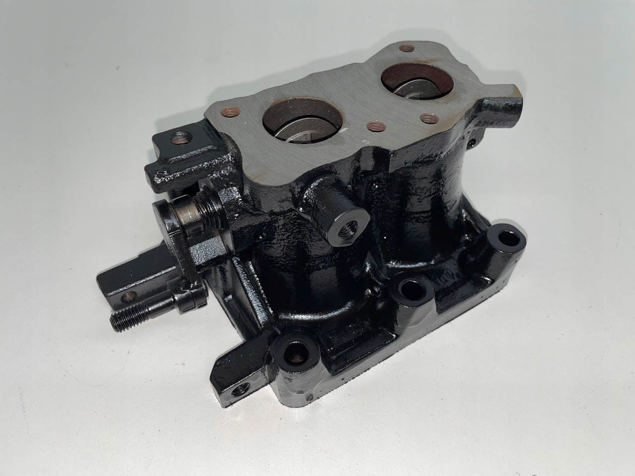 PRZEPUSTNICA RECYRKULATOR MAN TGS TGX EURO 6 - 进气系统 适用于 卡车:图1 PRZEPUSTNICA RECYRKULATOR MAN TGS TGX EURO 6 - 进气系统 适用于 卡车:图1