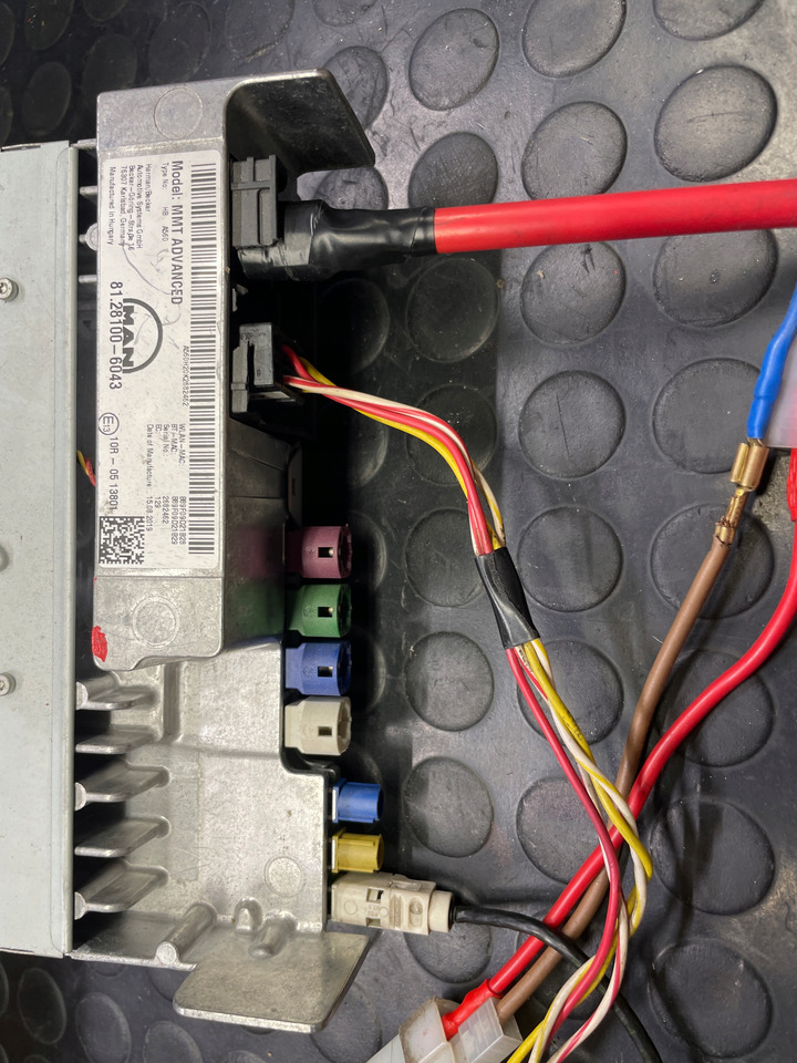 RADIO NAWIGACJA MAN TGS TGX EURO 6 81281006043 - 导航系统 适用于 卡车:图3 RADIO NAWIGACJA MAN TGS TGX EURO 6 81281006043 - 导航系统 适用于 卡车:图3