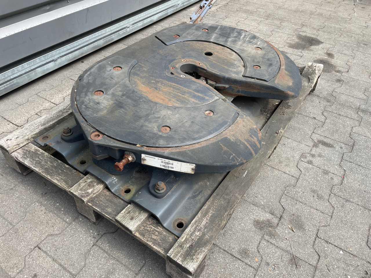 SIODŁO JOST MERCEDES ACTROS MP4 MP 4 A9603170021 - 车身和外部 适用于 卡车:图2 SIODŁO JOST MERCEDES ACTROS MP4 MP 4 A9603170021 - 车身和外部 适用于 卡车:图2