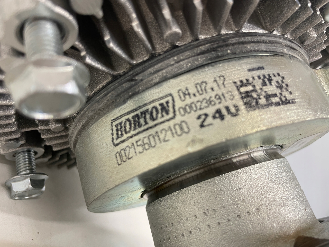 WISCOZA SPRZĘGŁO WISKOTYCZNE WENTYLATOR MAN TGA D28 D 28 51066300115 - 风扇 适用于 卡车:图4 WISCOZA SPRZĘGŁO WISKOTYCZNE WENTYLATOR MAN TGA D28 D 28 51066300115 - 风扇 适用于 卡车:图4