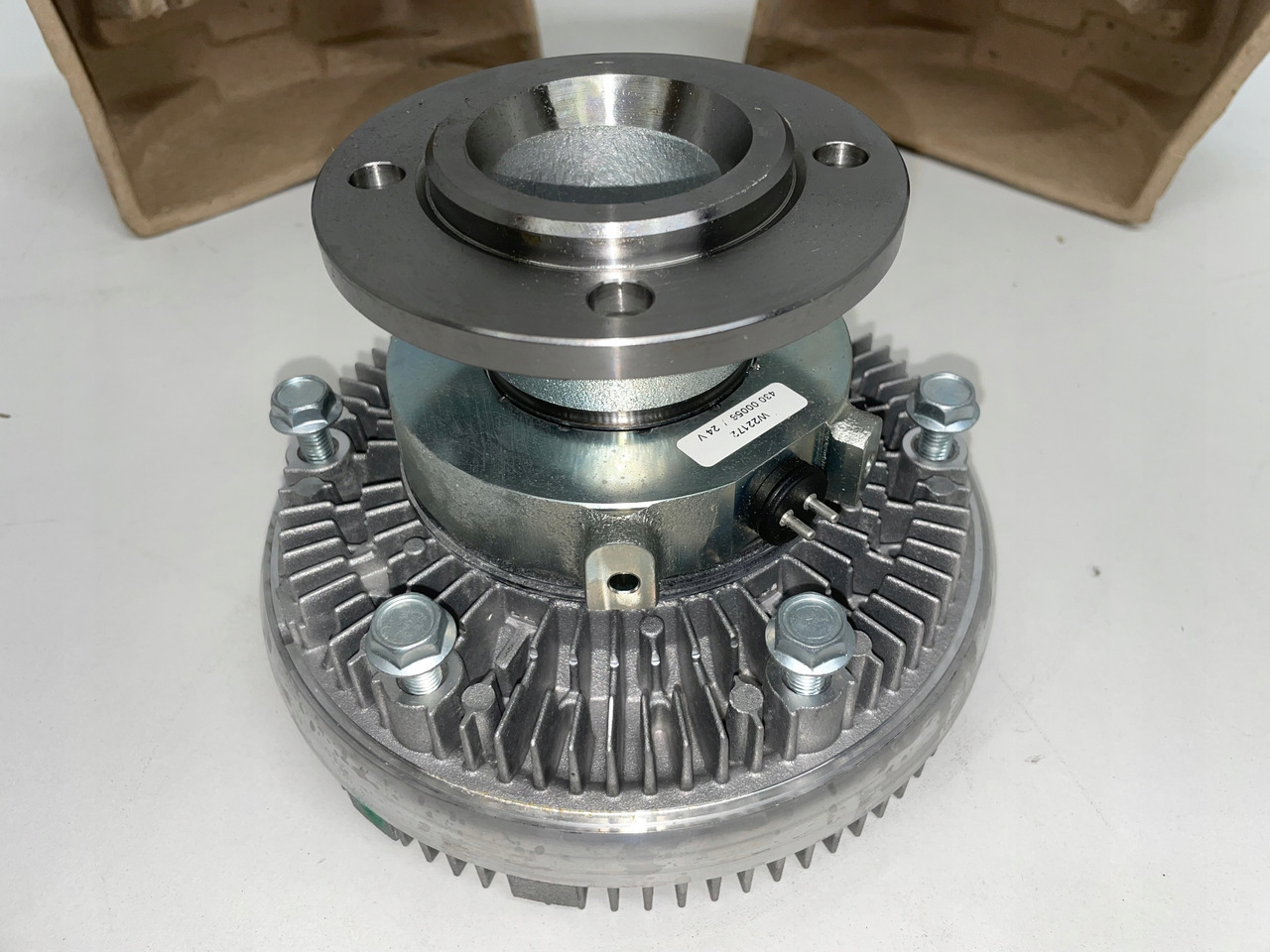 WISKOZA SPRZĘGŁO WISKOTYCZNE MAN TGA D28 - 风扇:图3 WISKOZA SPRZĘGŁO WISKOTYCZNE MAN TGA D28 - 风扇:图3