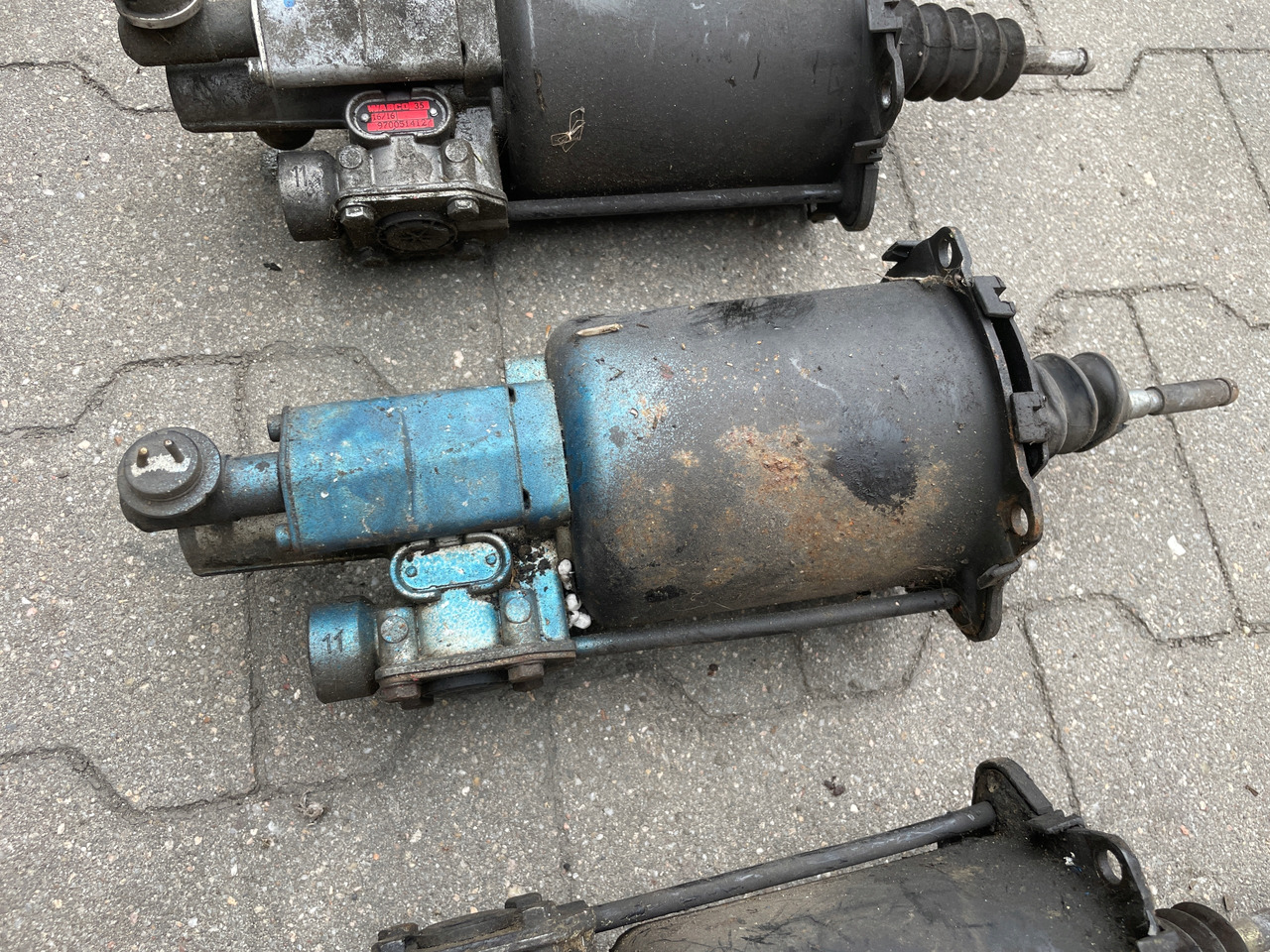 WYBIERAK SKRZYNI BIEGÓW WYSPRZĘGLIK ZAWÓR MAN TGA TGS TGX 9700514127 - 离合器主缸 适用于 卡车:图5 WYBIERAK SKRZYNI BIEGÓW WYSPRZĘGLIK ZAWÓR MAN TGA TGS TGX 9700514127 - 离合器主缸 适用于 卡车:图5