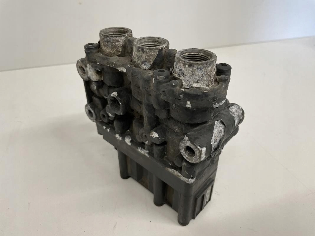 ZAWÓR PODUSZEK MERCEDES ACTROS MP 4 A0013270625 - 制动阀 适用于 卡车:图3 ZAWÓR PODUSZEK MERCEDES ACTROS MP 4 A0013270625 - 制动阀 适用于 卡车:图3