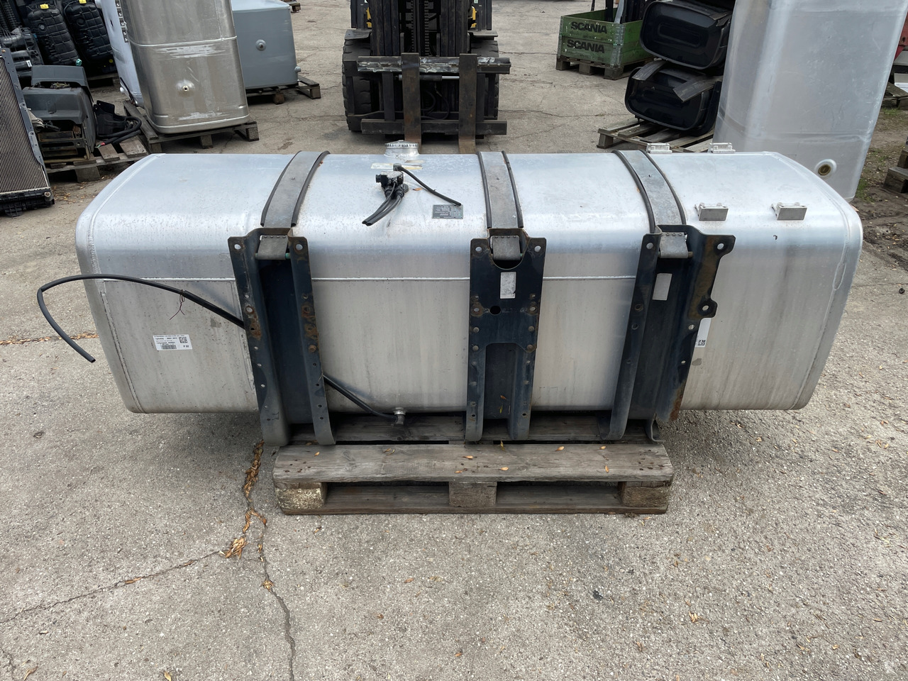 ZBIORNIK PALIWA MAN TGX TGS TGX3 TG3 910 L 81122016846 - 燃料箱 适用于 卡车:图5 ZBIORNIK PALIWA MAN TGX TGS TGX3 TG3 910 L 81122016846 - 燃料箱 适用于 卡车:图5