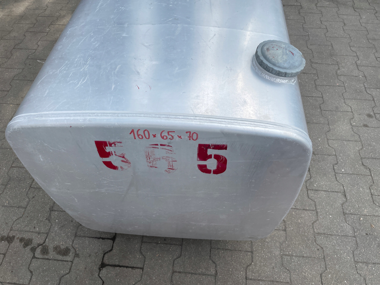 ZBIORNIK PALIWA VOLVO FH 12 FH12 20393553 - 燃料箱 适用于 卡车:图3 ZBIORNIK PALIWA VOLVO FH 12 FH12 20393553 - 燃料箱 适用于 卡车:图3