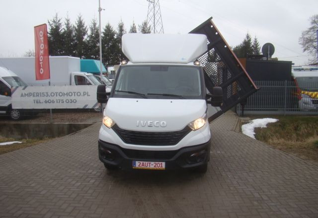 Iveco DAILY 35 C 15 3.5T 4.60M 3.5T NA HAKU CLIMATRONIC - 翻斗货车:图2 Iveco DAILY 35 C 15 3.5T 4.60M 3.5T NA HAKU CLIMATRONIC - 翻斗货车:图2