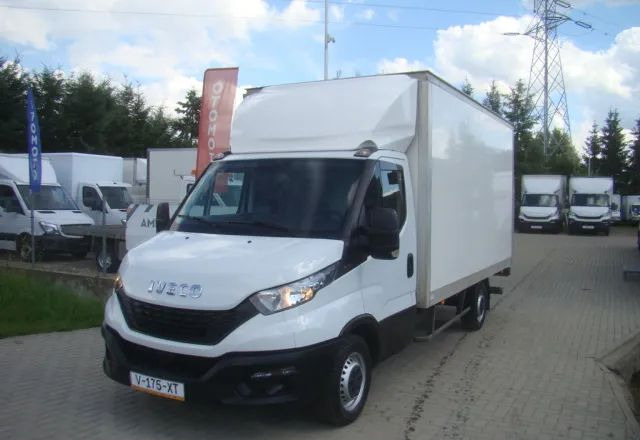 Iveco DAILY 35 S 16 3.0TDI WINDA 3.5T 4.20M - 厢式货车:图1 Iveco DAILY 35 S 16 3.0TDI WINDA 3.5T 4.20M - 厢式货车:图1