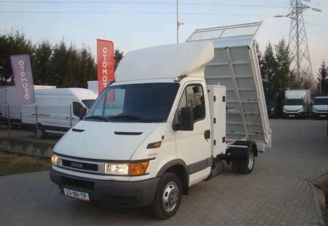 Iveco DAILY 40 C 12 - 翻斗货车:图1 Iveco DAILY 40 C 12 - 翻斗货车:图1