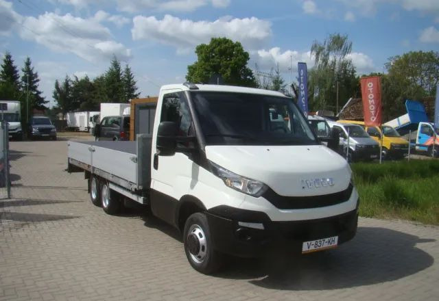 Iveco DAILY 40 C 17 3.0TDI CLIXSTAR PRAWOJAZDY E DO B 3400KGŁADOWNOŚCI - 平板货车:图4 Iveco DAILY 40 C 17 3.0TDI CLIXSTAR PRAWOJAZDY E DO B 3400KGŁADOWNOŚCI - 平板货车:图4