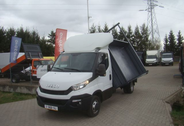 Iveco DAILY 50 C 17 3.0TDI 3-STONNA WYWROYKA - 翻斗货车:图1 Iveco DAILY 50 C 17 3.0TDI 3-STONNA WYWROYKA - 翻斗货车:图1