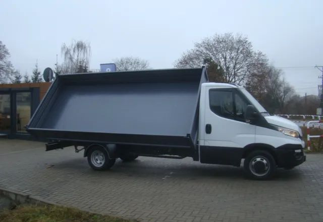Iveco DAILY 50 C 17 3.0TDI WYWROTKA 4.70M 3.5T KLIMATRONIK - 翻斗货车:图3 Iveco DAILY 50 C 17 3.0TDI WYWROTKA 4.70M 3.5T KLIMATRONIK - 翻斗货车:图3