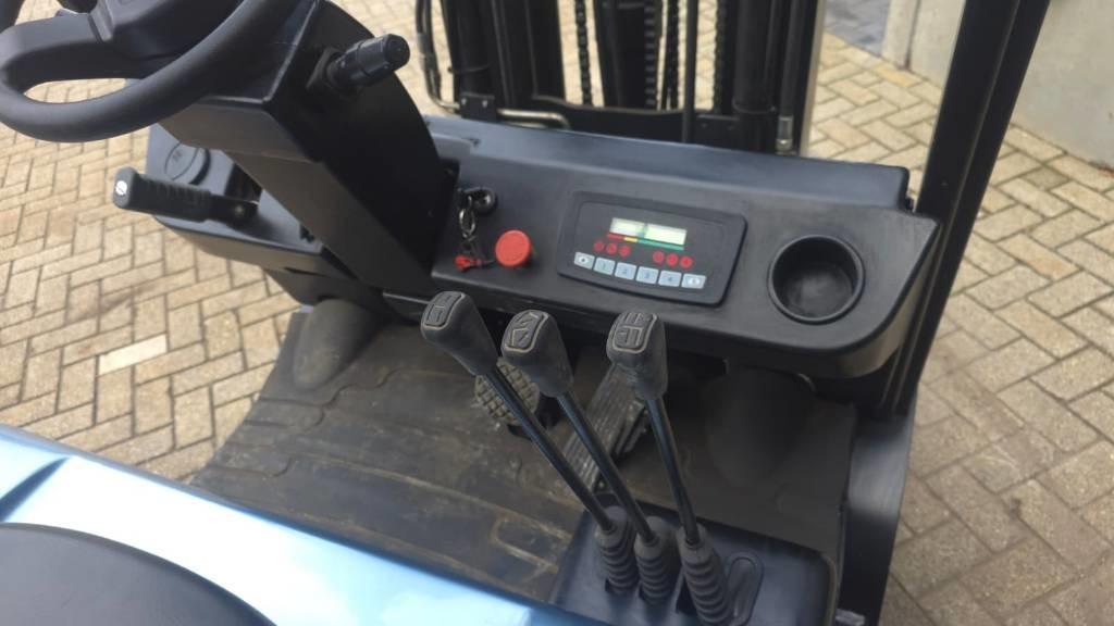 电动叉车 Royal E15：图11