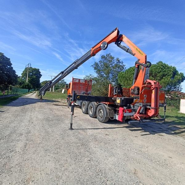 Scania P 410 - 栏板式/ 平板卡车, 起重车:图3 Scania P 410 - 栏板式/ 平板卡车, 起重车:图3