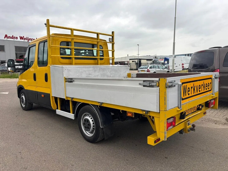 Iveco Daily 35S12 - 平板货车:图2 Iveco Daily 35S12 - 平板货车:图2