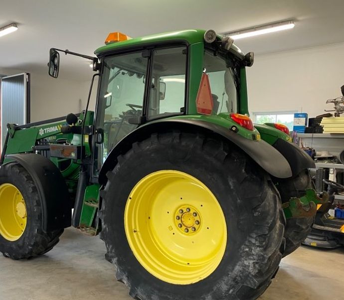 John Deere 6330 Premium - 拖拉机:图2 John Deere 6330 Premium - 拖拉机:图2