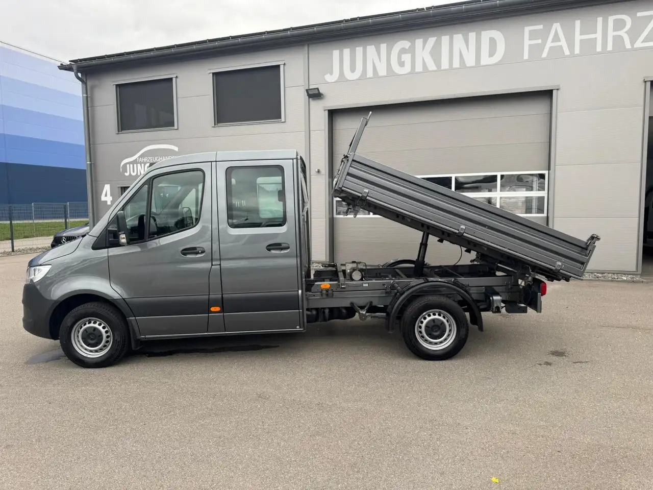 Mercedes-Benz Sprinter 316 CDI DoKa Kipper Lang Dreiseitenkipp - 翻斗货车, 康比货车:图2 Mercedes-Benz Sprinter 316 CDI DoKa Kipper Lang Dreiseitenkipp - 翻斗货车, 康比货车:图2