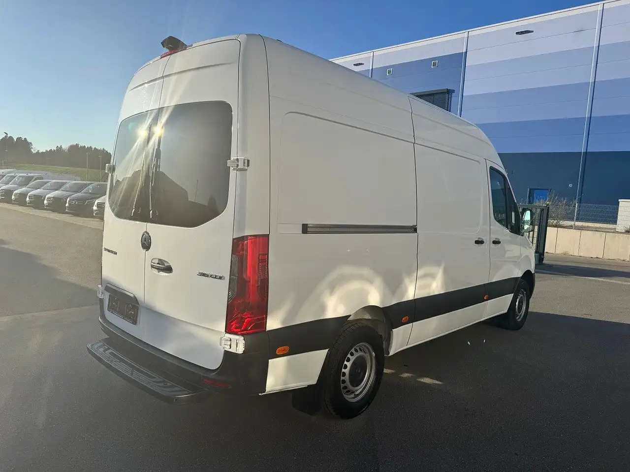 Mercedes-Benz Sprinter 316 CDI Lang Hoch Klima LED MBUX - 无侧窗厢式货车:图4 Mercedes-Benz Sprinter 316 CDI Lang Hoch Klima LED MBUX - 无侧窗厢式货车:图4