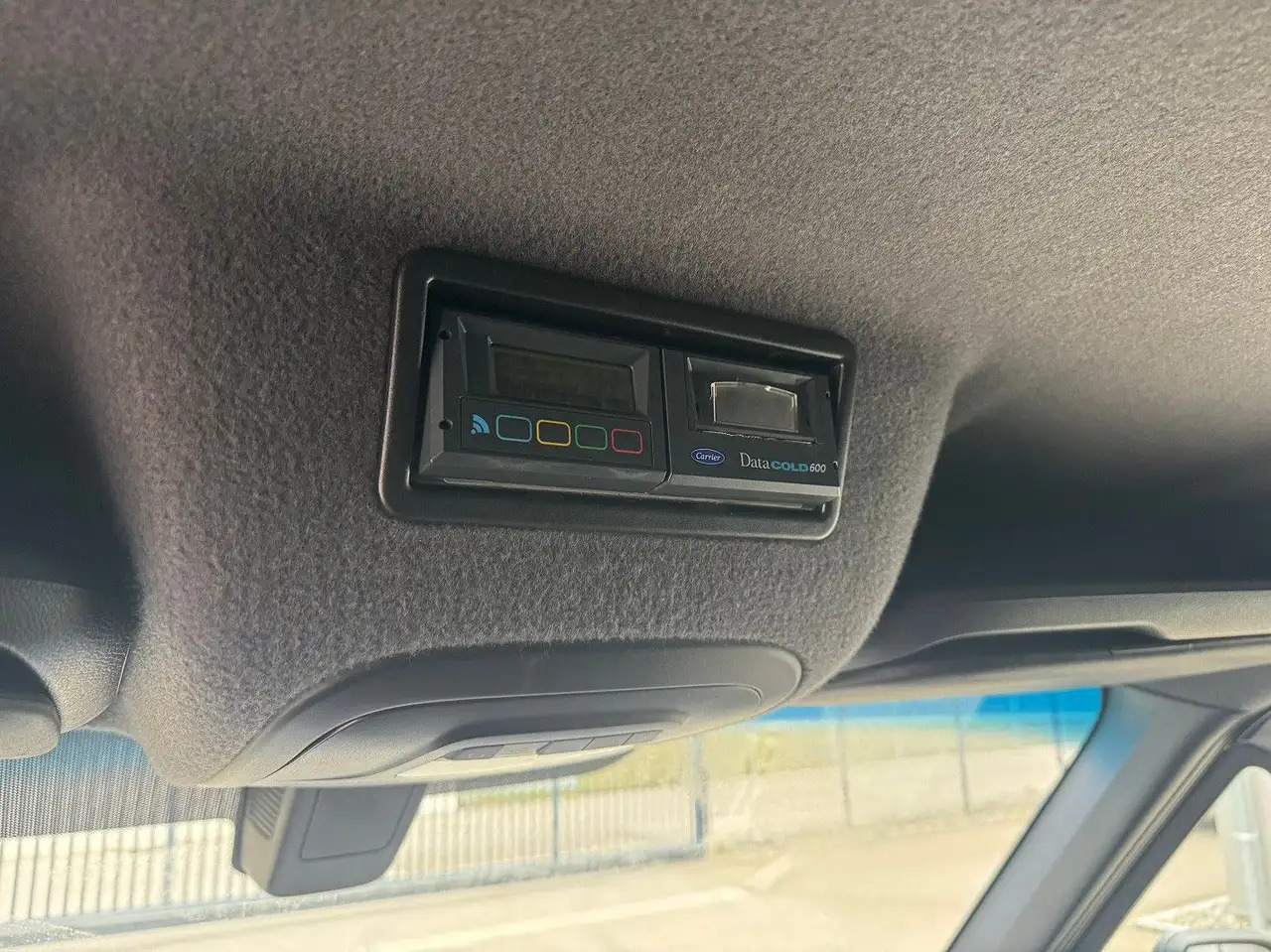 Mercedes-Benz Sprinter 317 CDI Lang Tiefkühlkoffer Carrier 租赁 Mercedes-Benz Sprinter 317 CDI Lang Tiefkühlkoffer Carrier：图15