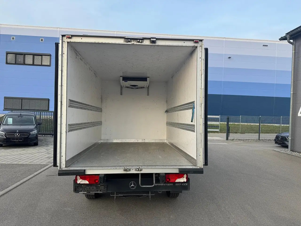 Mercedes-Benz Sprinter 317 CDI Lang Tiefkühlkoffer Carrier - 冷藏货车:图5 Mercedes-Benz Sprinter 317 CDI Lang Tiefkühlkoffer Carrier - 冷藏货车:图5