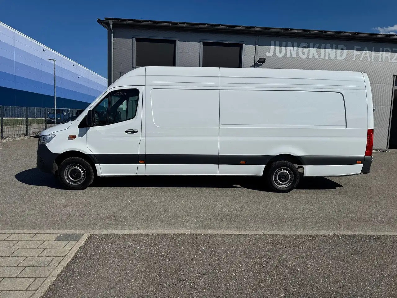 Mercedes-Benz Sprinter 317 CDI Maxi Lang XXL Extralang MBUX - 无侧窗厢式货车:图3 Mercedes-Benz Sprinter 317 CDI Maxi Lang XXL Extralang MBUX - 无侧窗厢式货车:图3