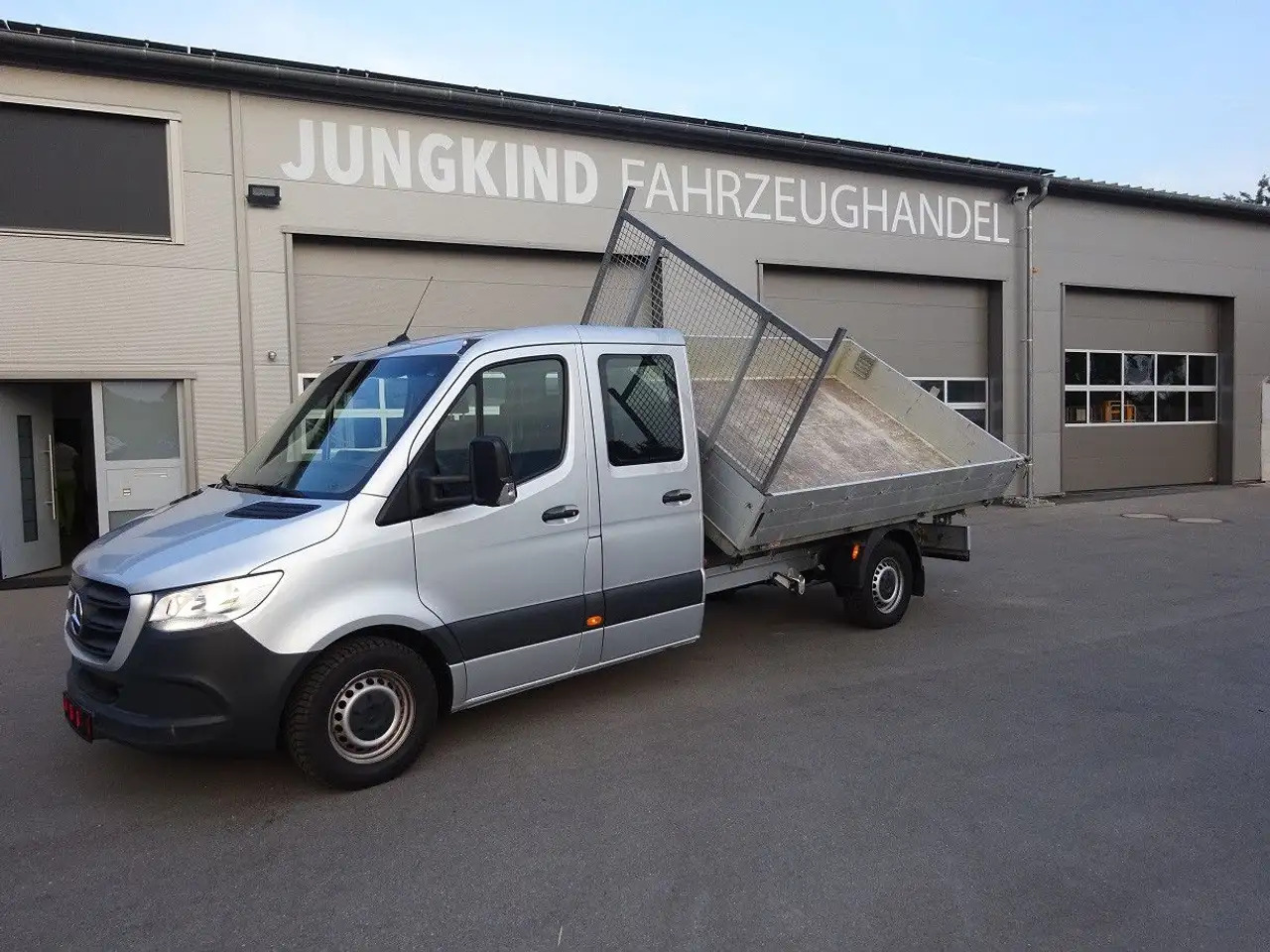 Mercedes-Benz Sprinter 319 CDI DoKa Maxi Kipper AHK 2,8t - 翻斗货车, 康比货车:图3 Mercedes-Benz Sprinter 319 CDI DoKa Maxi Kipper AHK 2,8t - 翻斗货车, 康比货车:图3