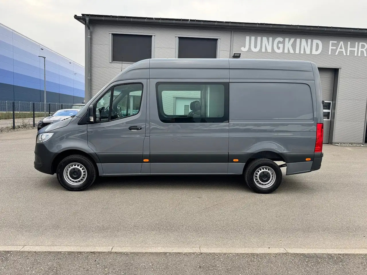 Mercedes-Benz Sprinter 319 CDI Mixto Lang Hoch Klima AHK - 无侧窗厢式货车, 康比货车:图3 Mercedes-Benz Sprinter 319 CDI Mixto Lang Hoch Klima AHK - 无侧窗厢式货车, 康比货车:图3