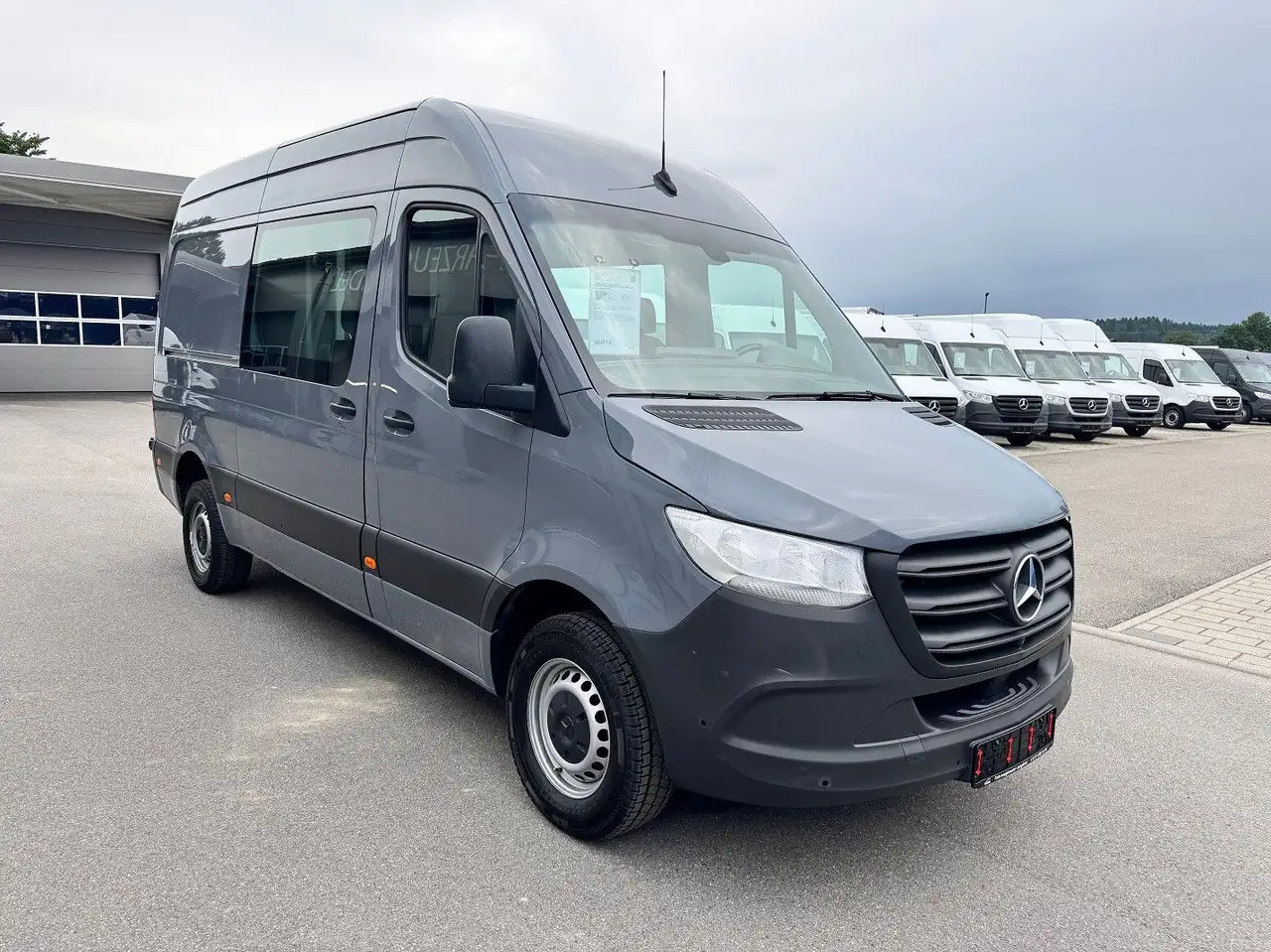 Mercedes-Benz Sprinter 319 CDI Mixto Lang Hoch Klima AHK - 无侧窗厢式货车, 康比货车:图2 Mercedes-Benz Sprinter 319 CDI Mixto Lang Hoch Klima AHK - 无侧窗厢式货车, 康比货车:图2