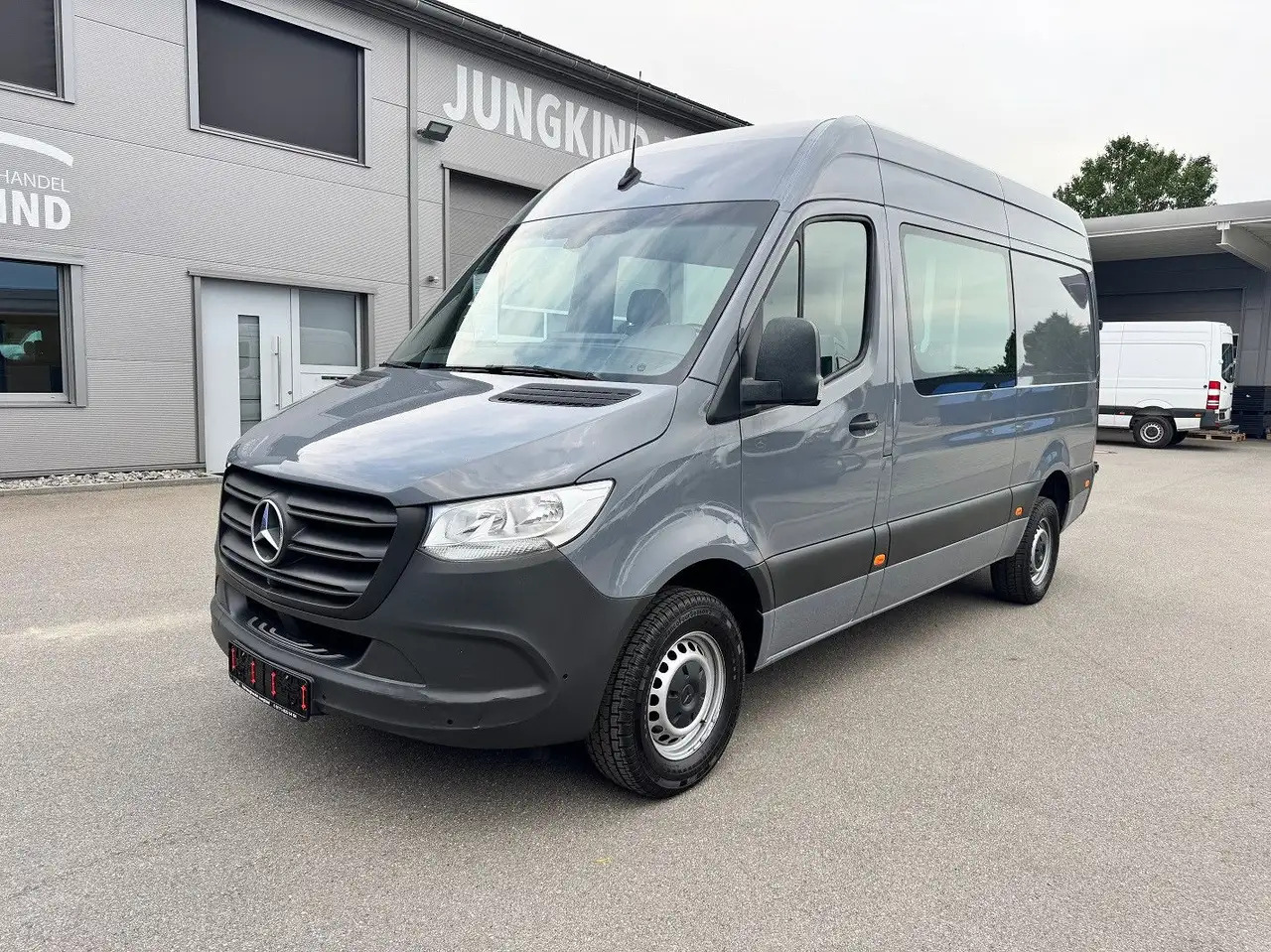 Mercedes-Benz Sprinter 319 CDI Mixto Lang Hoch Klima AHK - 无侧窗厢式货车, 康比货车:图1 Mercedes-Benz Sprinter 319 CDI Mixto Lang Hoch Klima AHK - 无侧窗厢式货车, 康比货车:图1