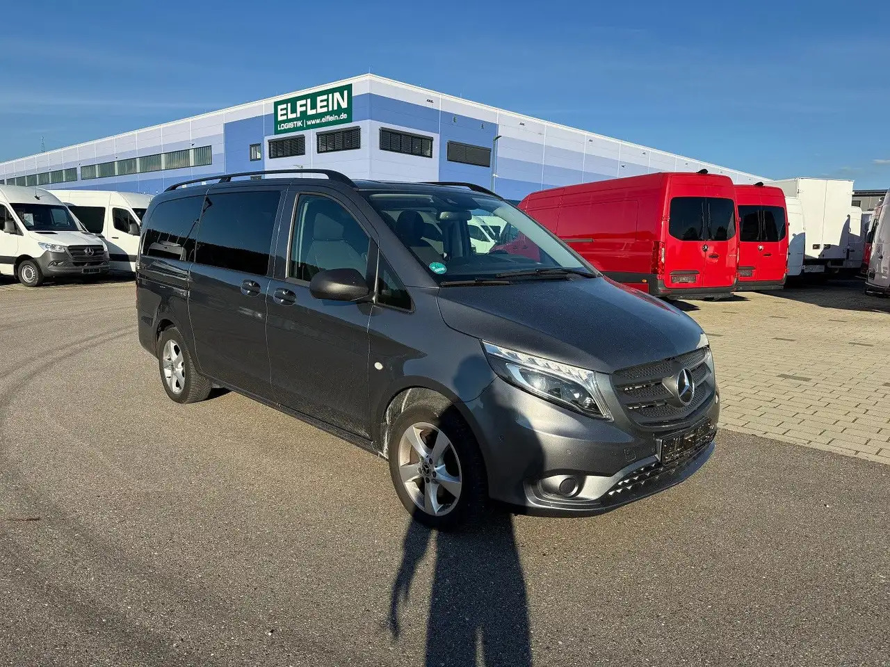 Mercedes-Benz Vito Tourer 119 CDI Edition 4x4 Lang - 汽车:图2 Mercedes-Benz Vito Tourer 119 CDI Edition 4x4 Lang - 汽车:图2