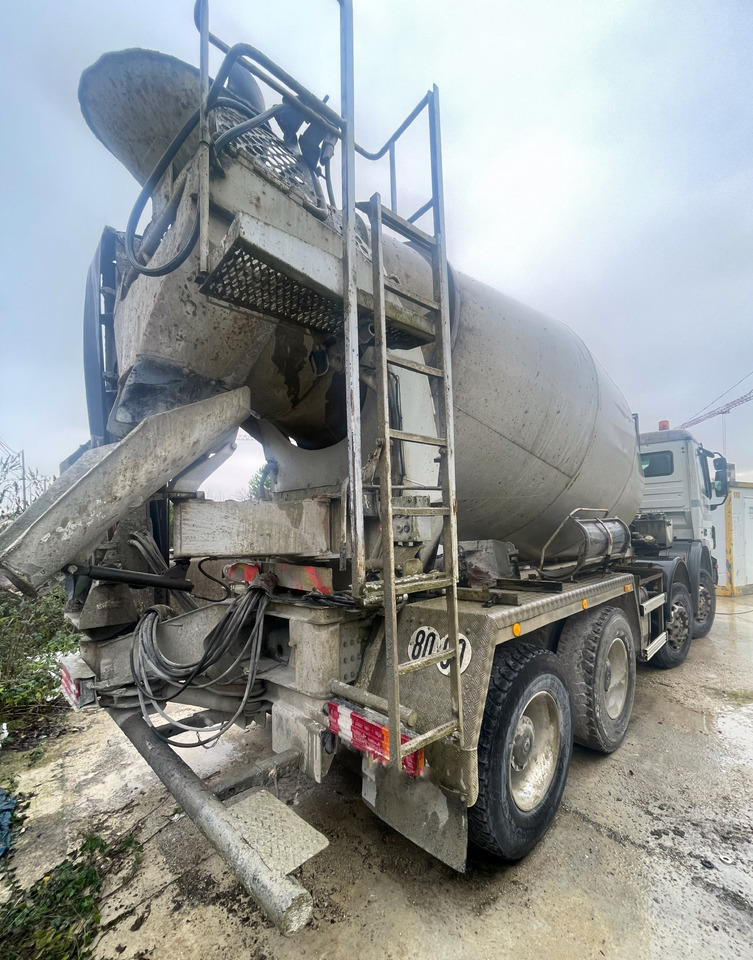 Mercedes Actros 3241 - 混凝土搅拌车:图3 Mercedes Actros 3241 - 混凝土搅拌车:图3