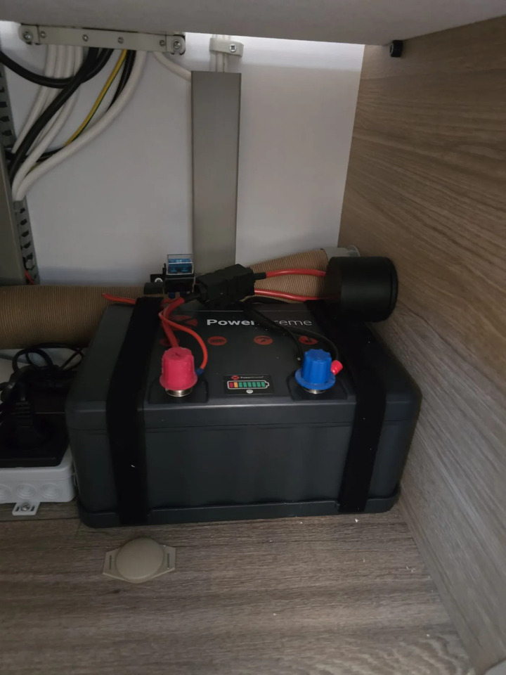 旅行拖车 Wohnwagen Fendt Bianco Activ 515 SKF volle Hütte：图13